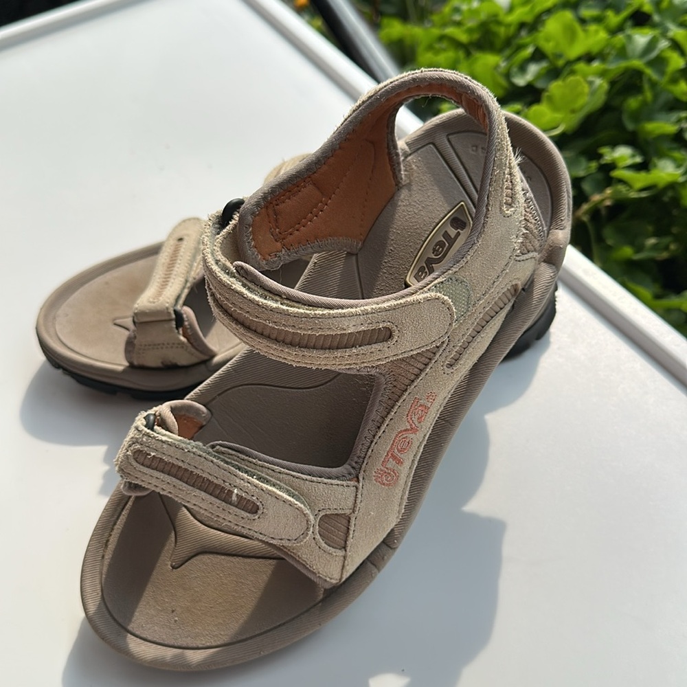 Teva Sandals - Beige and Brown - Picture 3 of 6